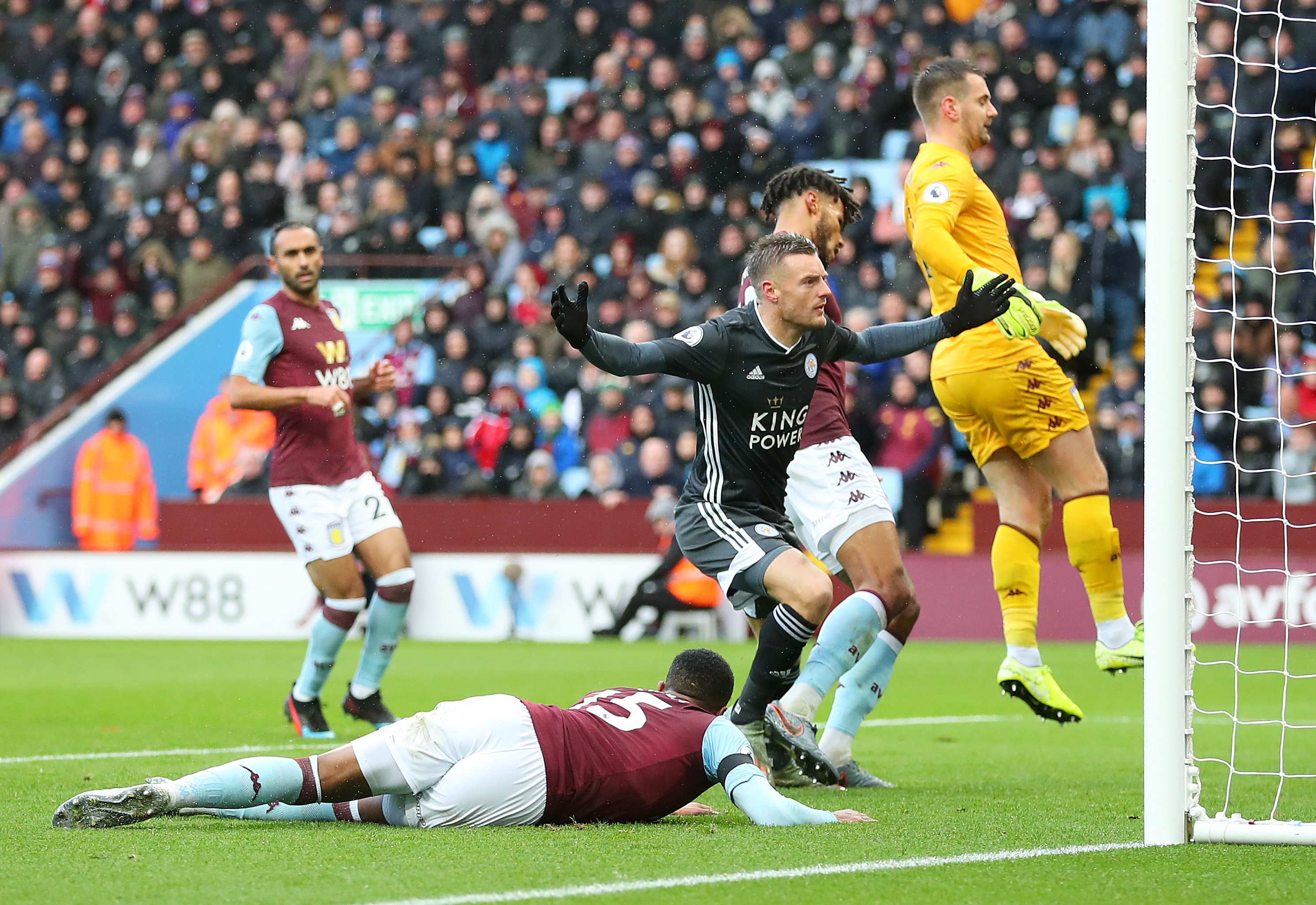 机做出换人 机做出换人