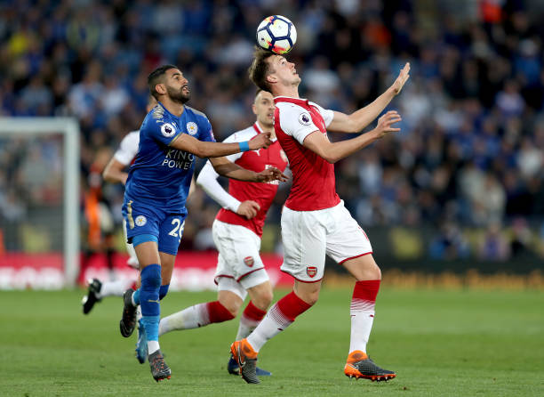 不太高兴的 不太高兴的